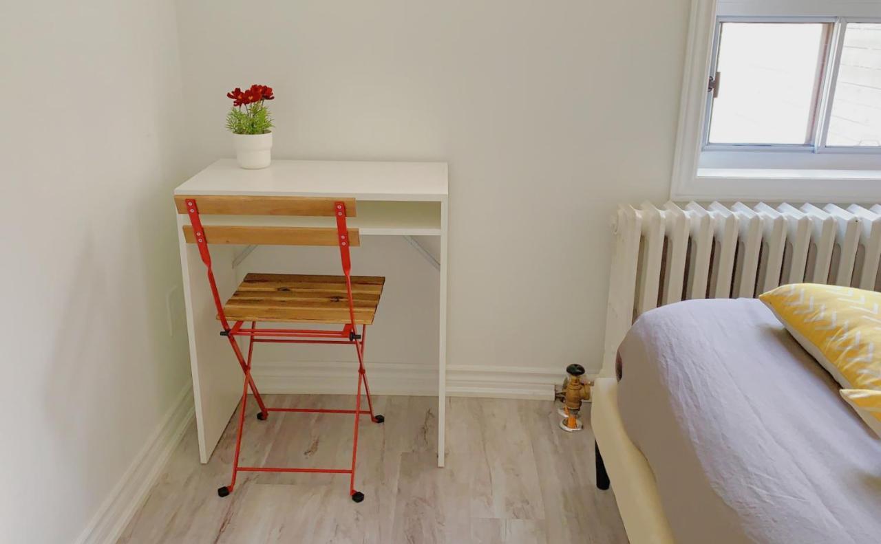 Hotel 2B With Parking, 10Km To Toronto Downtown Extérieur photo