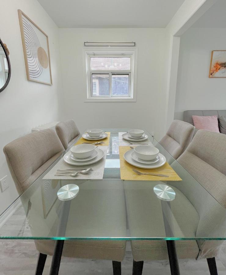 Hotel 2B With Parking, 10Km To Toronto Downtown Extérieur photo